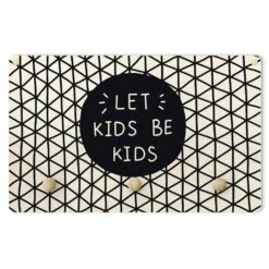 Kindergarderobe Holz - Let Kids Be Kids Mit Gitter Schwarz In Schwarz-Weiß